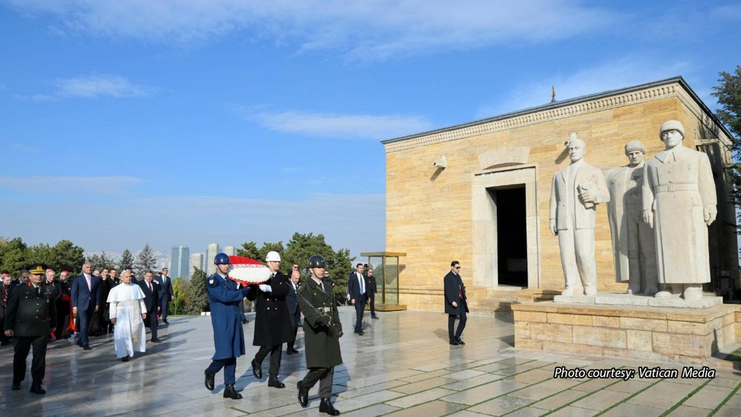 Pope Leo XIV Pays Tribute at Atatürk Mausoleum in Ankara